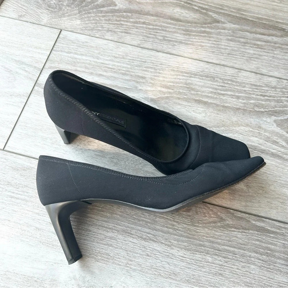 DKNY Essential Black Nylon Fabric Square Toe Slim  Heel Pumps Made in Italy - Picture 2 of 14